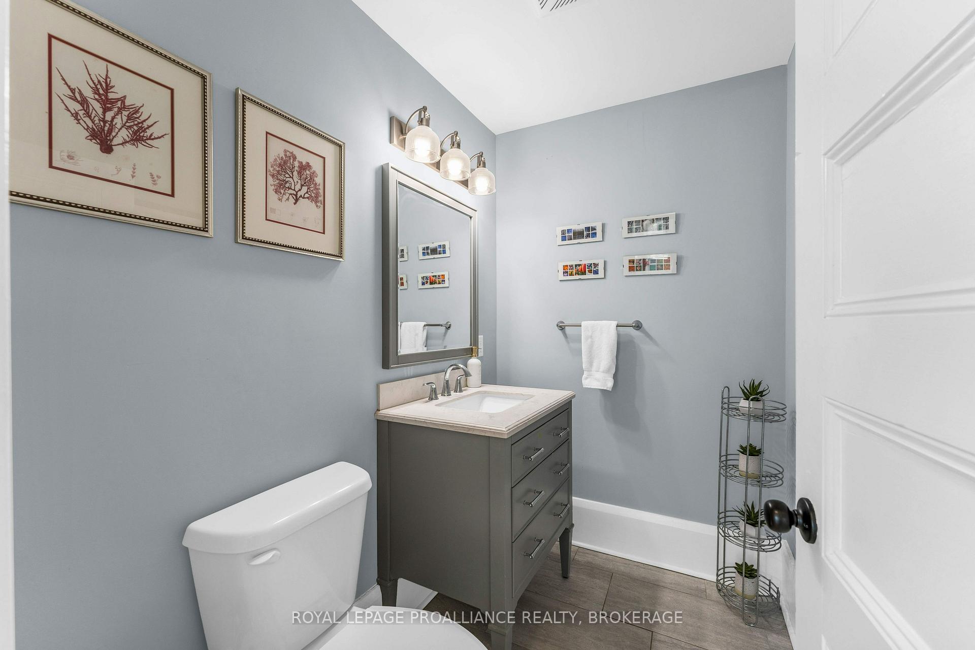 Photo 15 of 32 Kensington Avenue, Kingston, Central City East — HOMEH