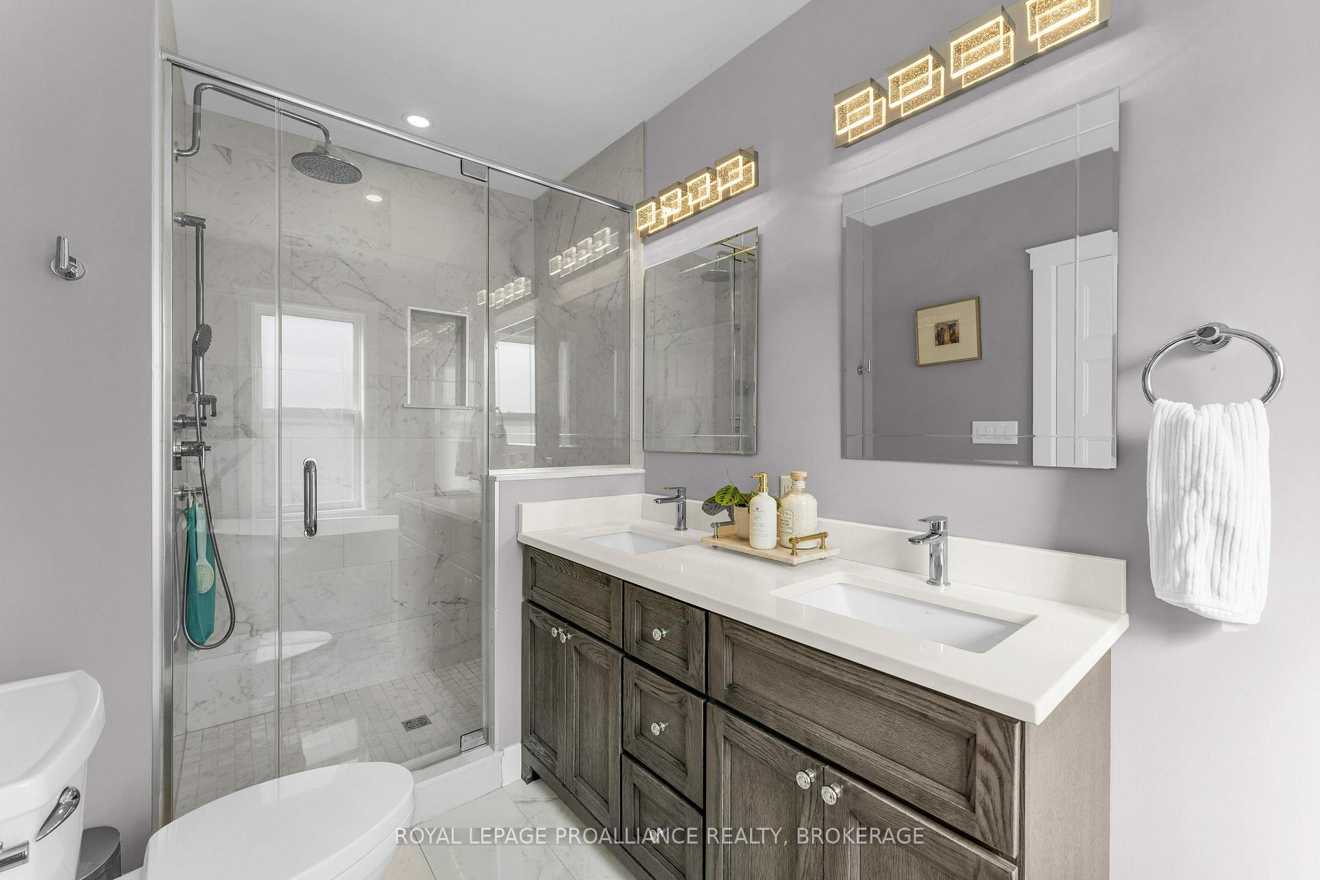 Photo 25 of 32 Kensington Avenue, Kingston, Central City East — HOMEH
