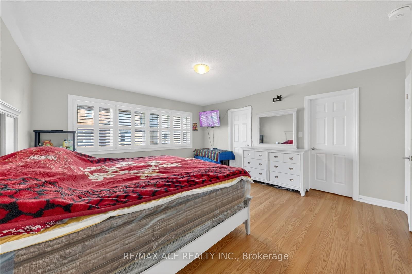 Photo 22 of 218 Flood Avenue, Clarington, Newcastle — HOMEH