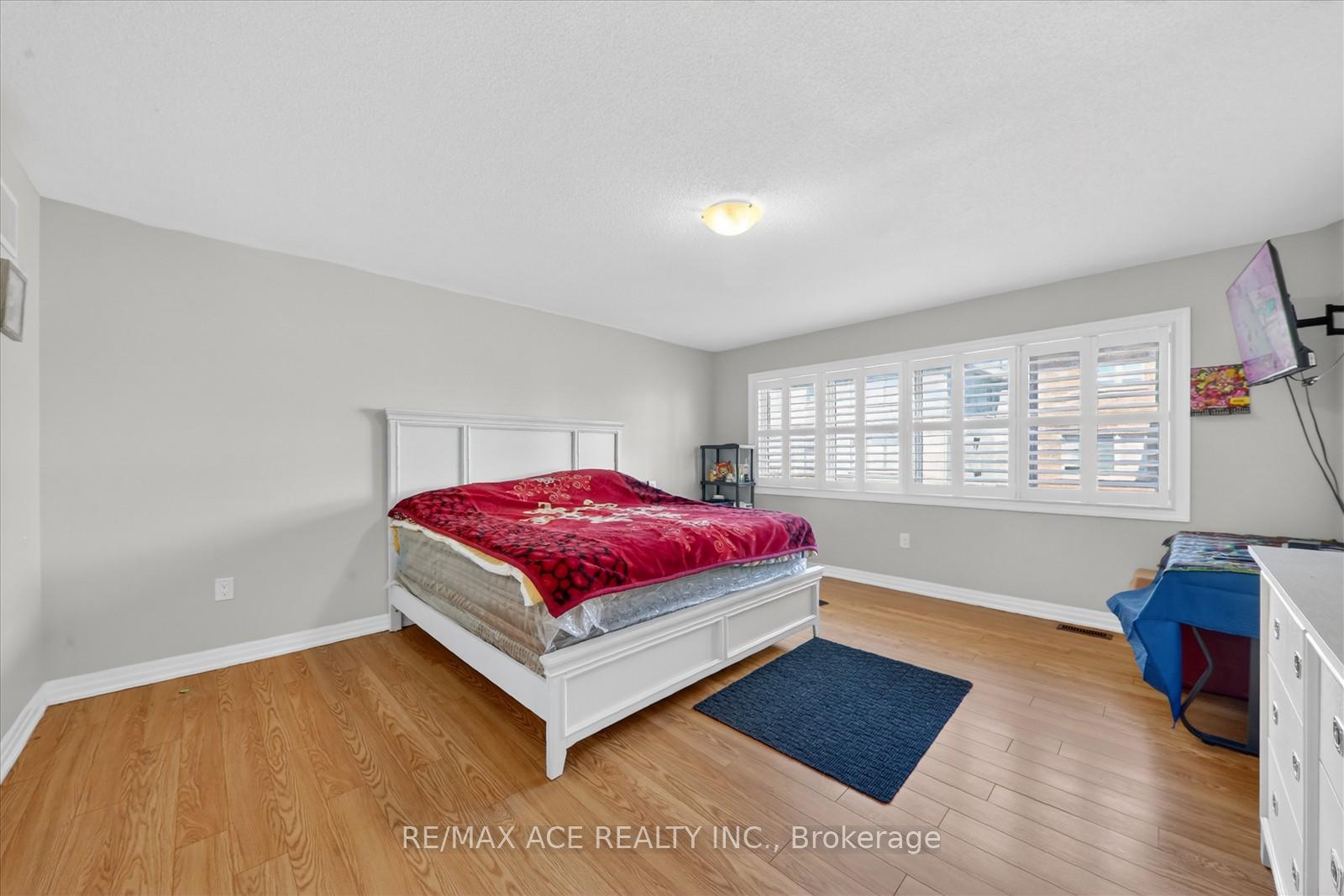 Photo 23 of 218 Flood Avenue, Clarington, Newcastle — HOMEH