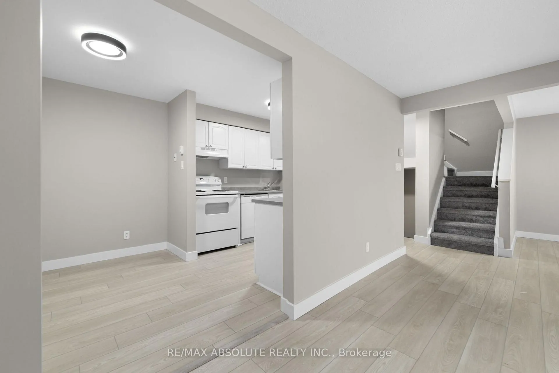 Photo 14 of Unit 73B, 750 St. Andre Drive, Ottawa, Hiawatha Park/Convent Glen — HOMEH