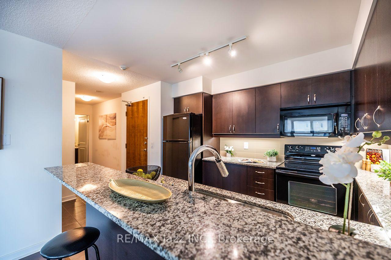 Photo 13 of Unit 212, 1235 Bayly Street, Pickering, Bay Ridges — HOMEH