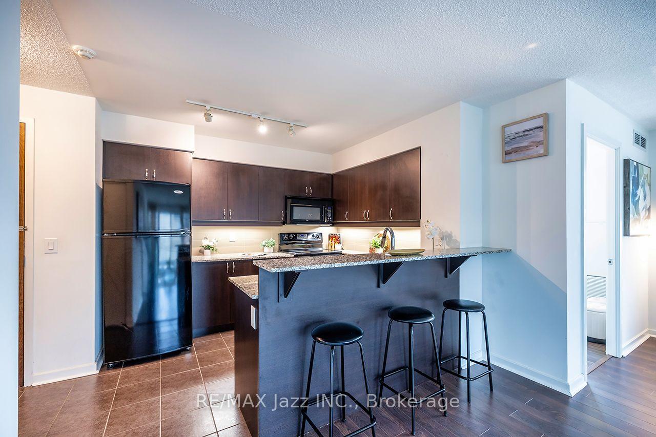 Photo 14 of Unit 212, 1235 Bayly Street, Pickering, Bay Ridges — HOMEH