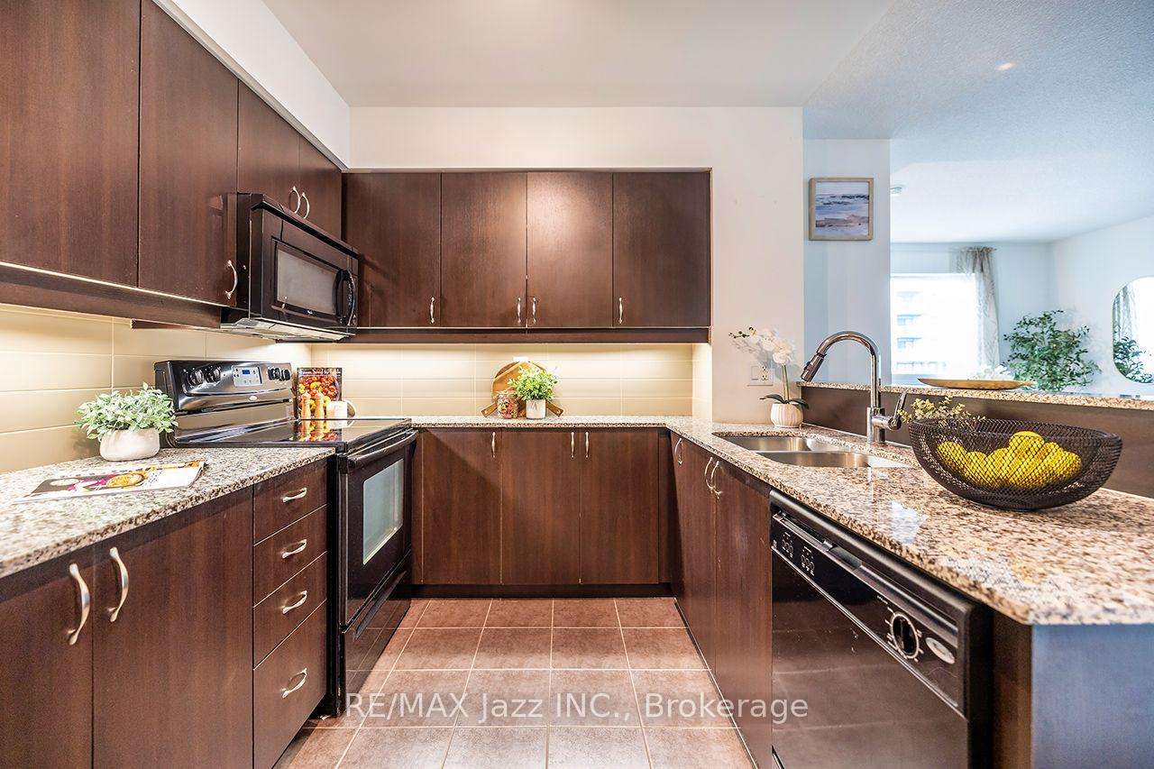 Photo 16 of Unit 212, 1235 Bayly Street, Pickering, Bay Ridges — HOMEH