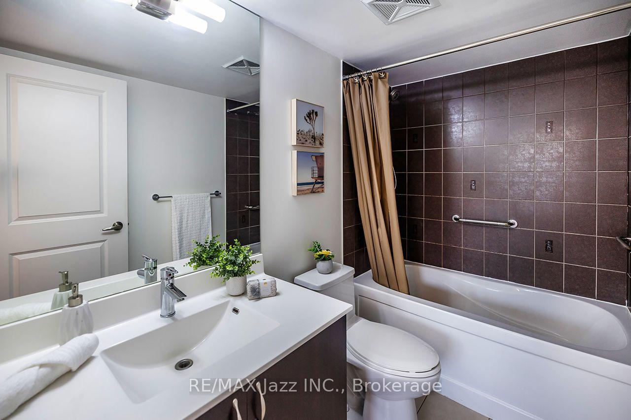 Photo 19 of Unit 212, 1235 Bayly Street, Pickering, Bay Ridges — HOMEH