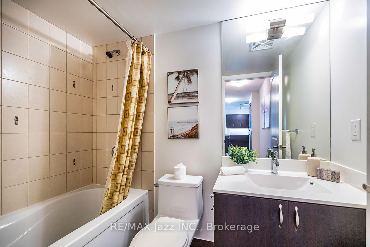 Photo 22 of Unit 212, 1235 Bayly Street, Pickering, Bay Ridges — HOMEH