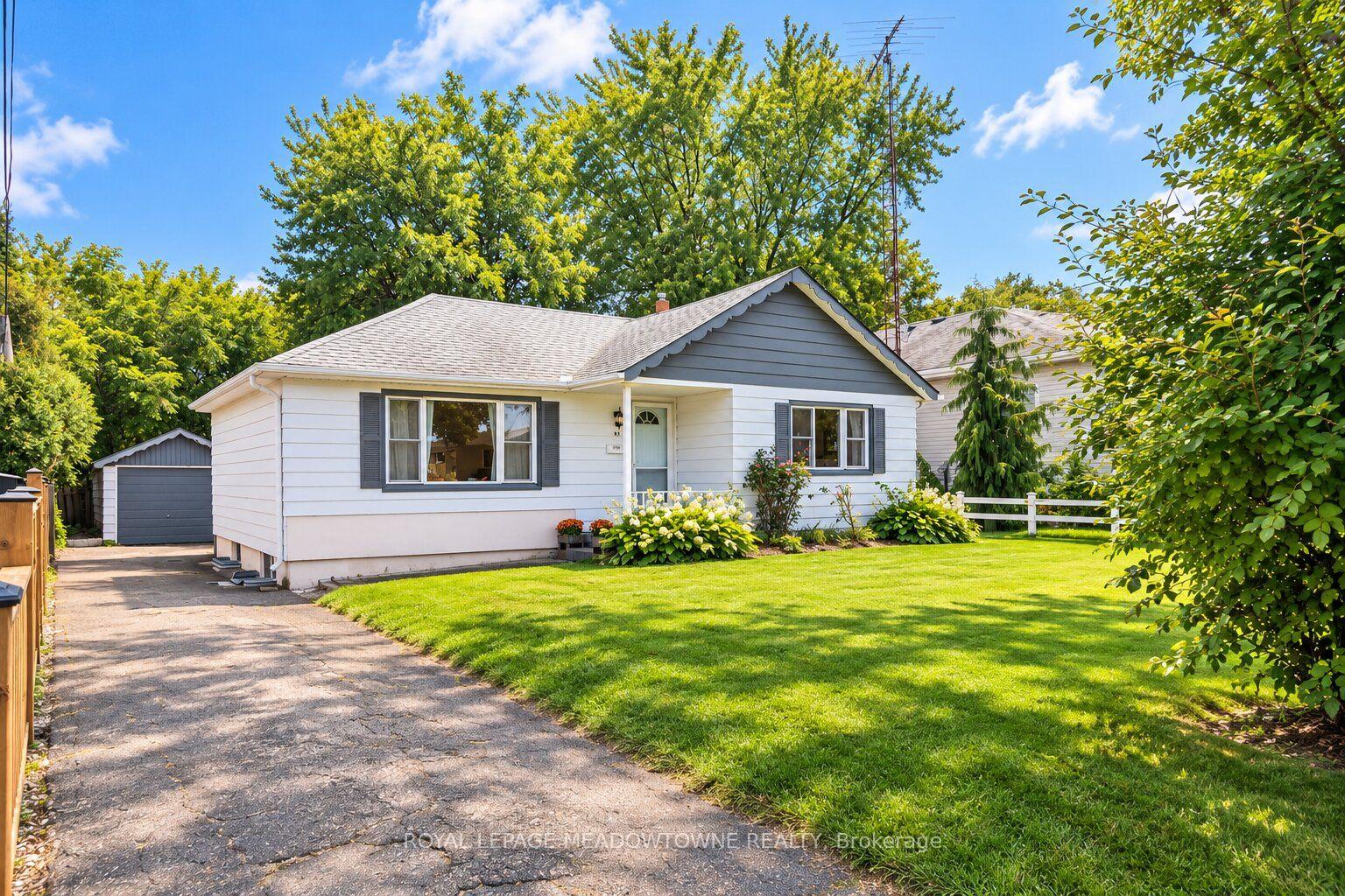 Photo 2 of 436 Broadway Avenue, Milton, Old Milton — HOMEH