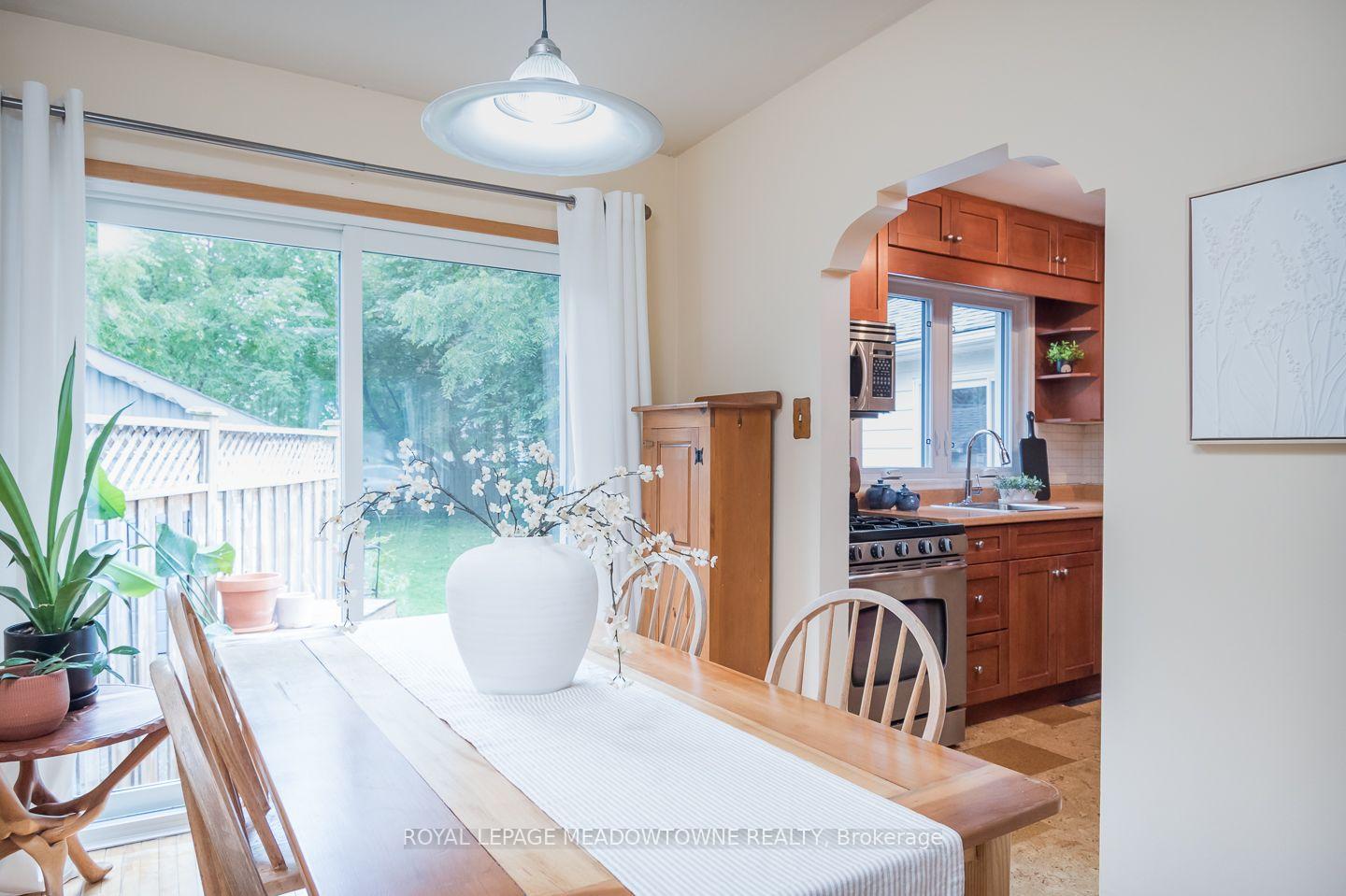 Photo 17 of 436 Broadway Avenue, Milton, Old Milton — HOMEH