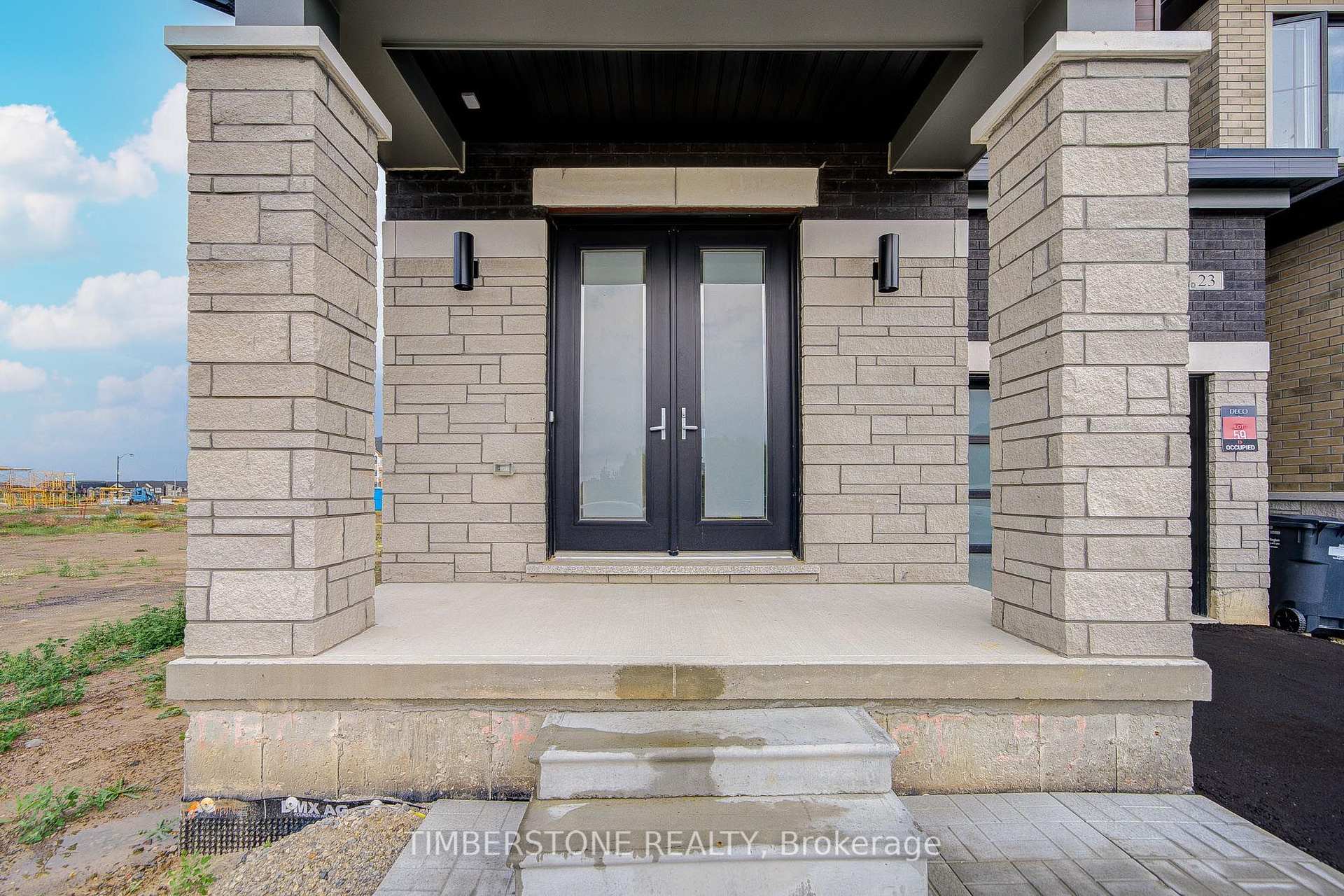Photo 2 of 23 Fieldfare Road, Brampton, Northwest Brampton — HOMEH