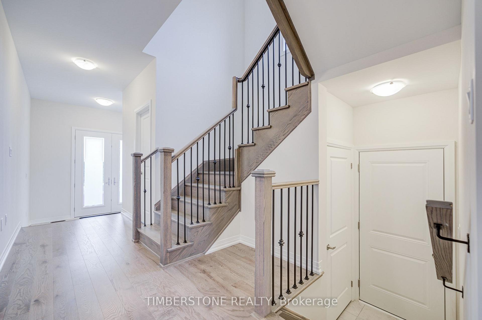 Photo 8 of 23 Fieldfare Road, Brampton, Northwest Brampton — HOMEH
