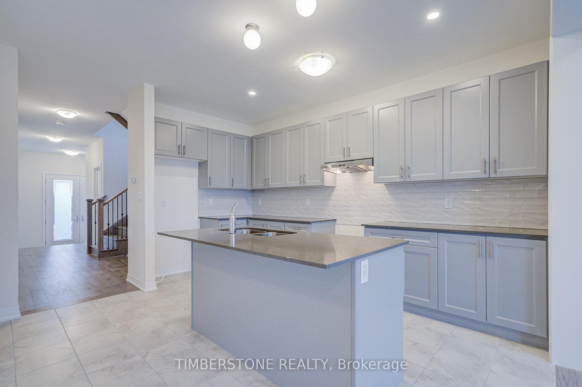 Photo 12 of 23 Fieldfare Road, Brampton, Northwest Brampton — HOMEH