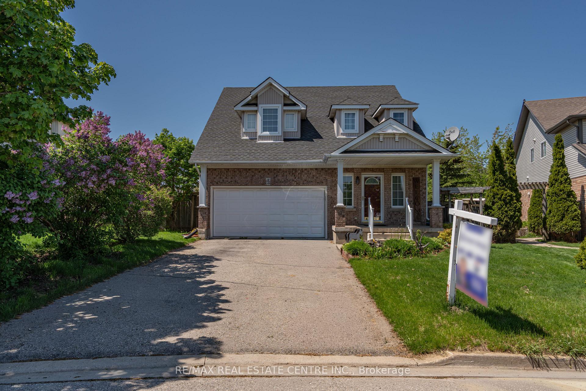 Photo of 35 Cameron Court