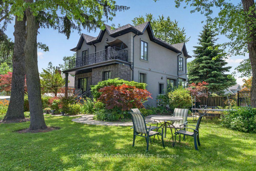 Photo 3 of 32 Cliffcrest Drive, Scarborough, Cliffcrest — HOMEH