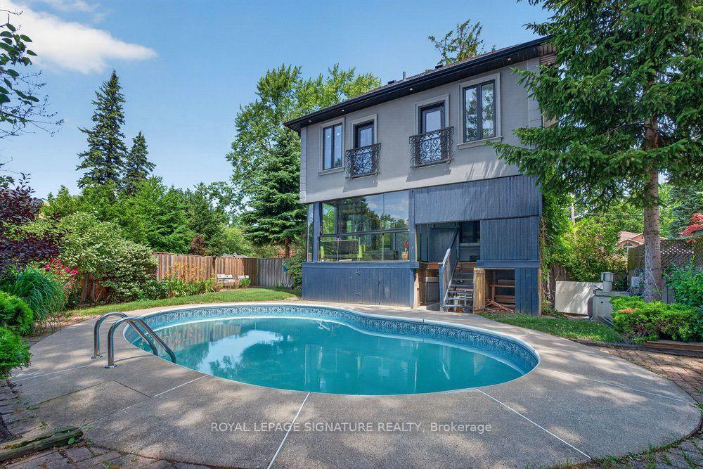 Photo 4 of 32 Cliffcrest Drive, Scarborough, Cliffcrest — HOMEH