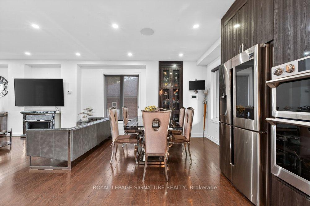 Photo 13 of 32 Cliffcrest Drive, Scarborough, Cliffcrest — HOMEH