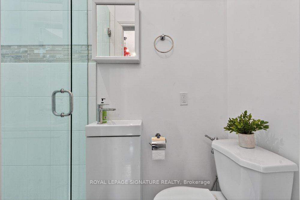Photo 25 of 32 Cliffcrest Drive, Scarborough, Cliffcrest — HOMEH