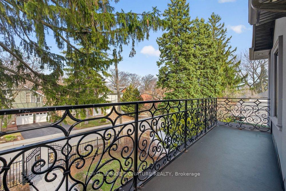 Photo 35 of 32 Cliffcrest Drive, Scarborough, Cliffcrest — HOMEH