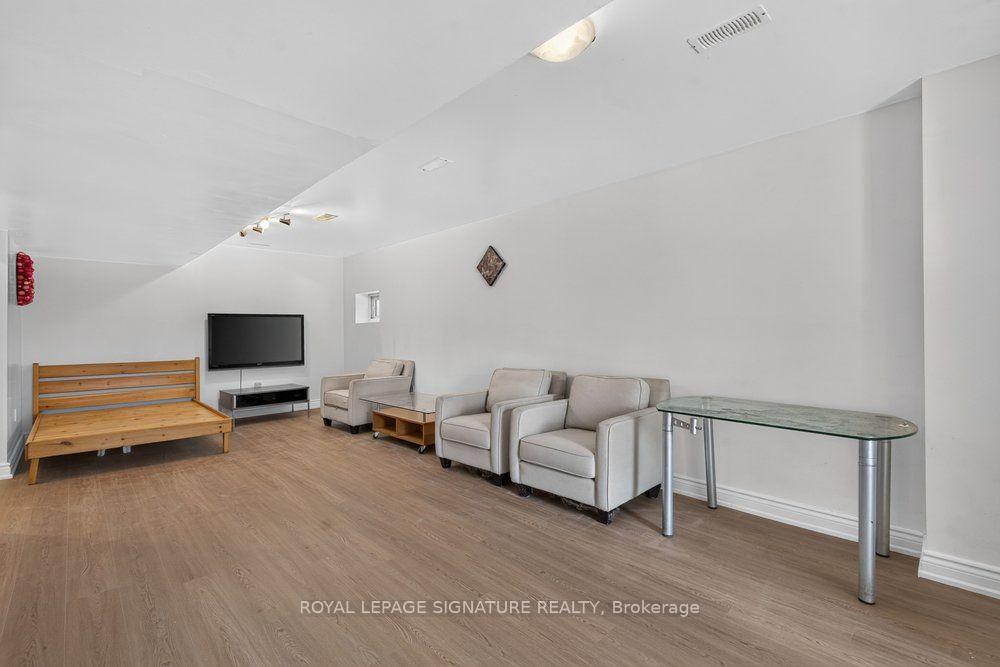 Photo 40 of 32 Cliffcrest Drive, Scarborough, Cliffcrest — HOMEH