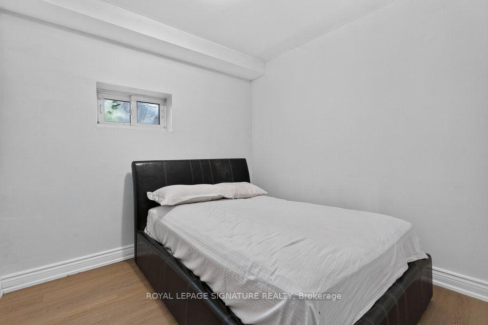 Photo 41 of 32 Cliffcrest Drive, Scarborough, Cliffcrest — HOMEH
