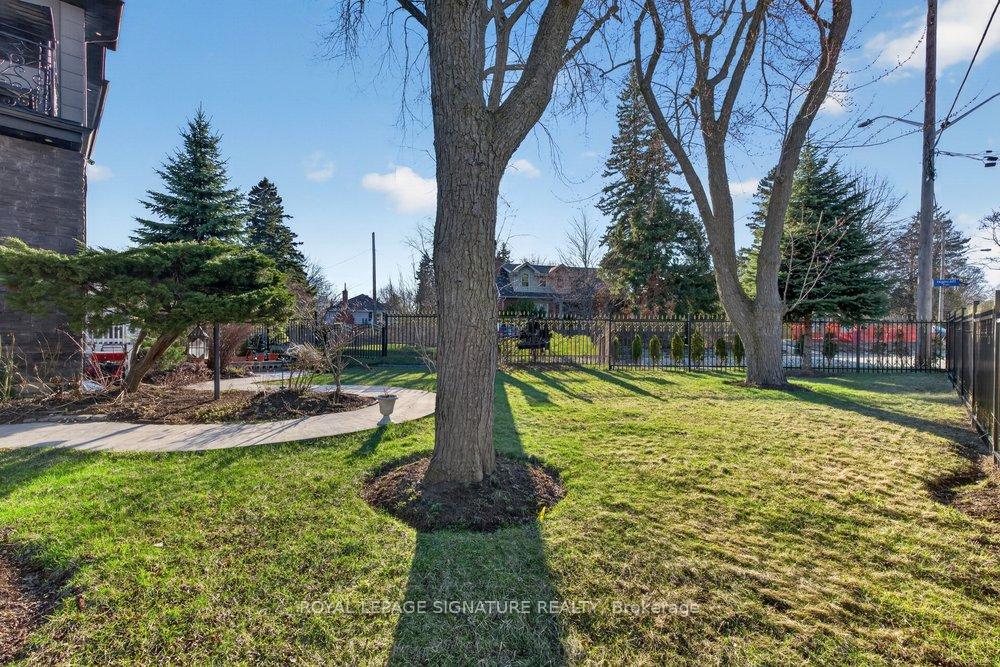 Photo 47 of 32 Cliffcrest Drive, Scarborough, Cliffcrest — HOMEH