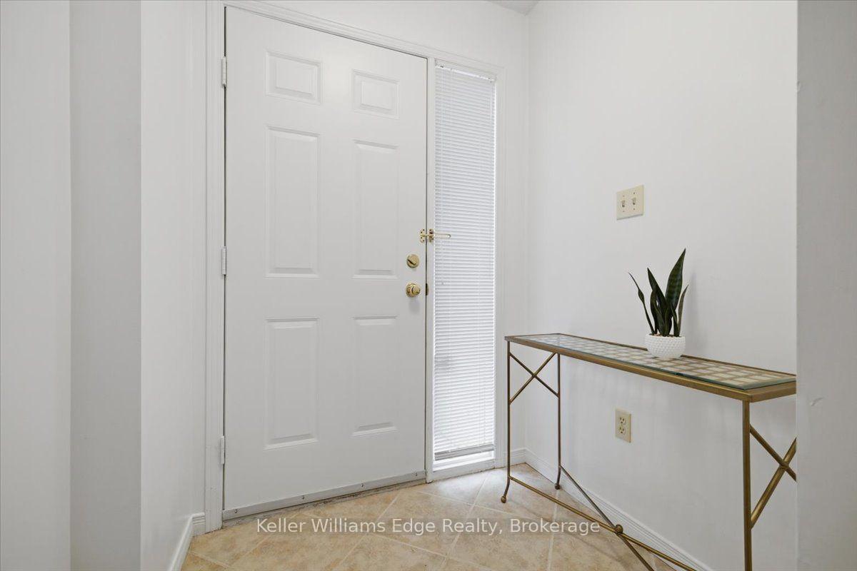 Photo 6 of Unit 20, 2025 Cleaver Avenue, Burlington, Headon — HOMEH