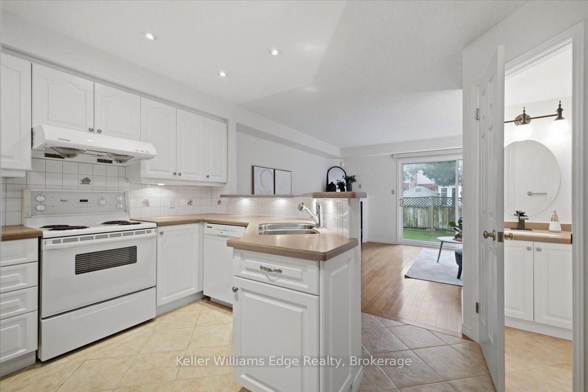 Photo 9 of Unit 20, 2025 Cleaver Avenue, Burlington, Headon — HOMEH