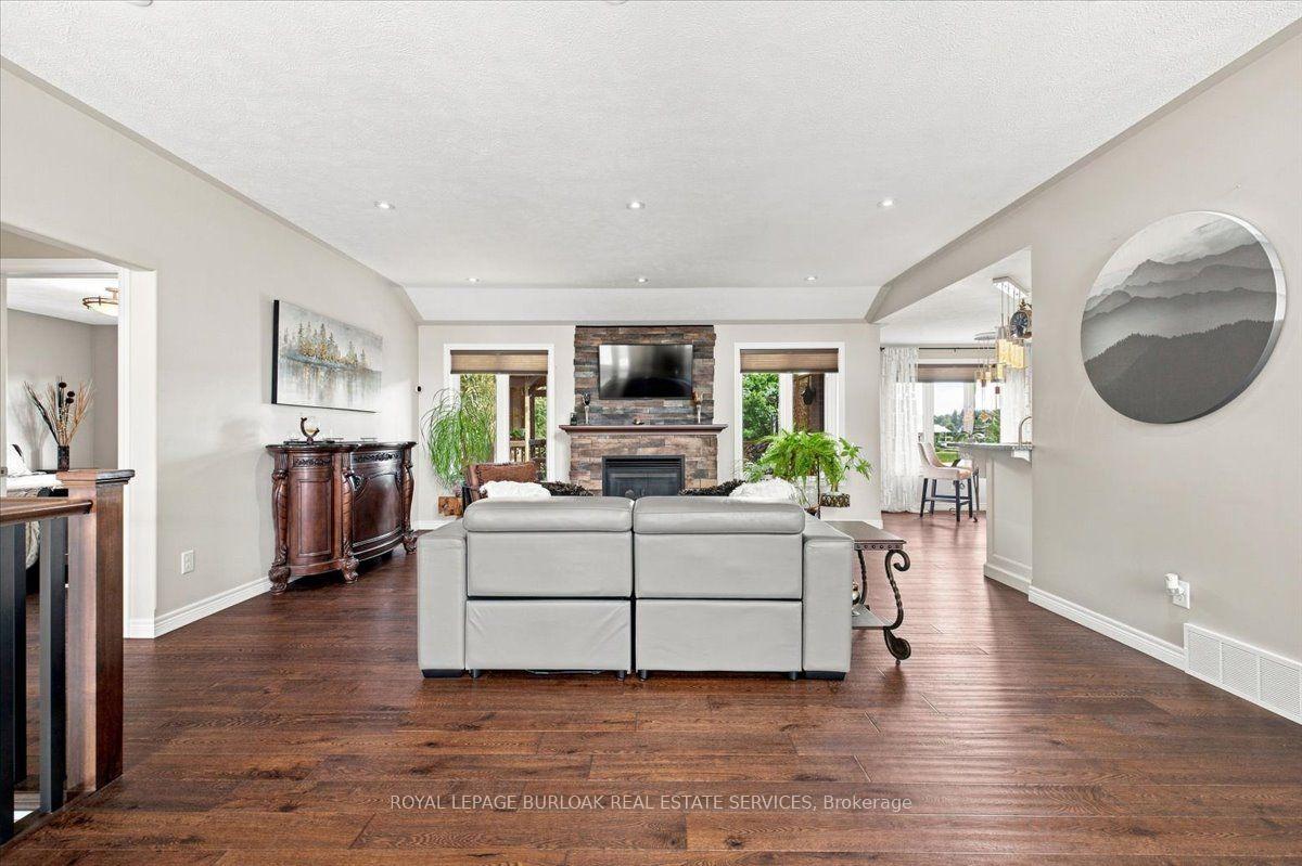 Photo 6 of 25 Birch Avenue, Norfolk, Port Dover — HOMEH
