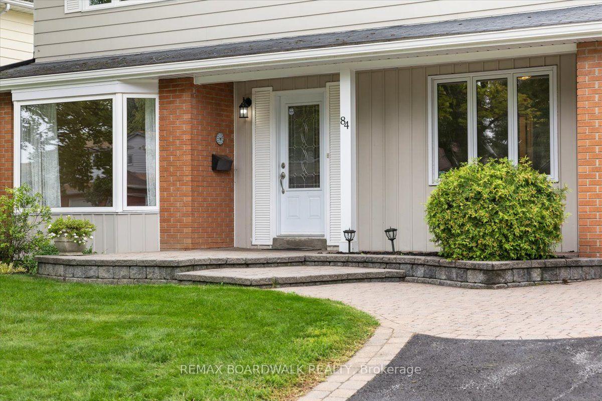 Photo 2 of 84 Westpark Drive, Ottawa, Blackburn Hamlet — HOMEH