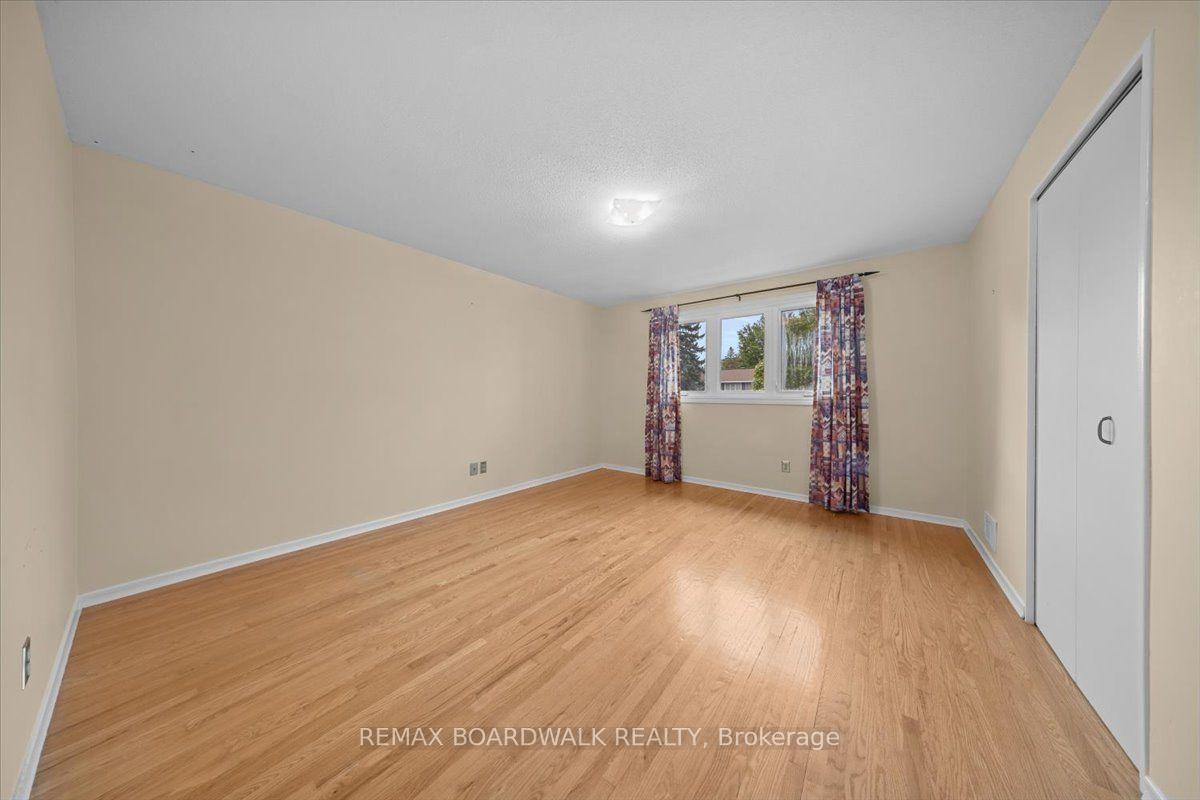 Photo 26 of 84 Westpark Drive, Ottawa, Blackburn Hamlet — HOMEH
