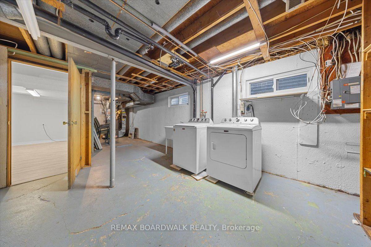 Photo 34 of 84 Westpark Drive, Ottawa, Blackburn Hamlet — HOMEH