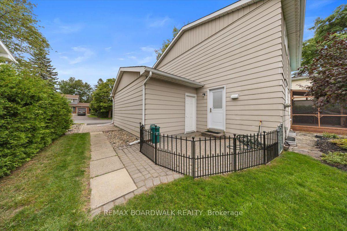 Photo 41 of 84 Westpark Drive, Ottawa, Blackburn Hamlet — HOMEH