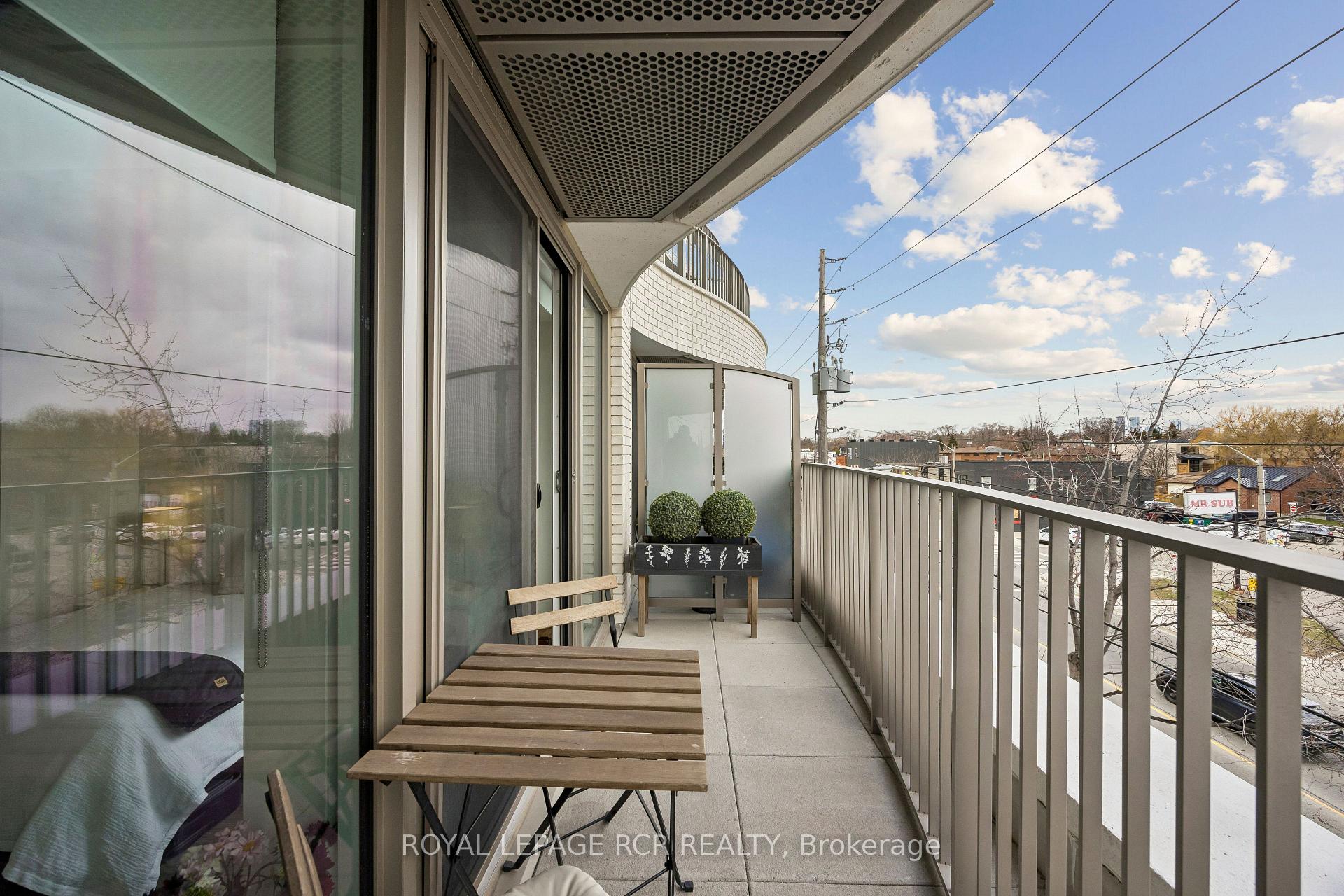 Photo 14 of Unit 321, 689 The Queensway, Etobicoke, Stonegate-Queensway — HOMEH