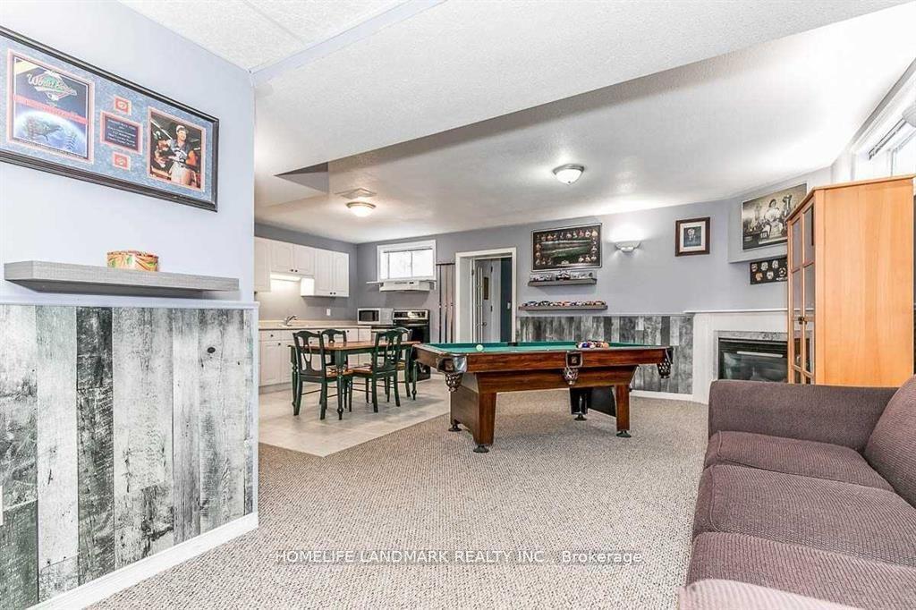 Photo 3 of B 41 Gross Drive, Barrie, Edgehill Drive — HOMEH
