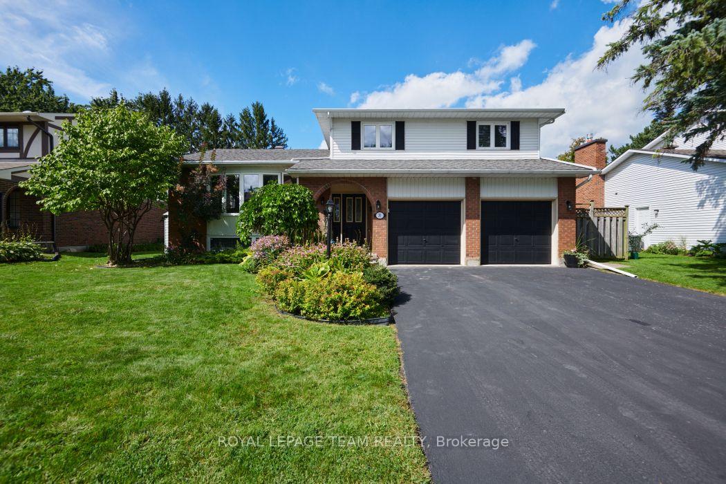 Photo 1 of 31 Elke Drive, Ottawa, Barrhaven - Knollsbrook — HOMEH