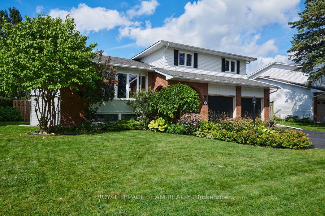 Photo 3 of 31 Elke Drive, Ottawa, Barrhaven - Knollsbrook — HOMEH