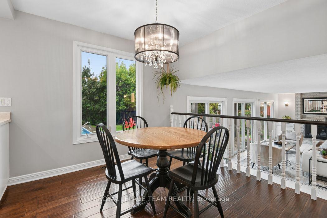 Photo 25 of 31 Elke Drive, Ottawa, Barrhaven - Knollsbrook — HOMEH