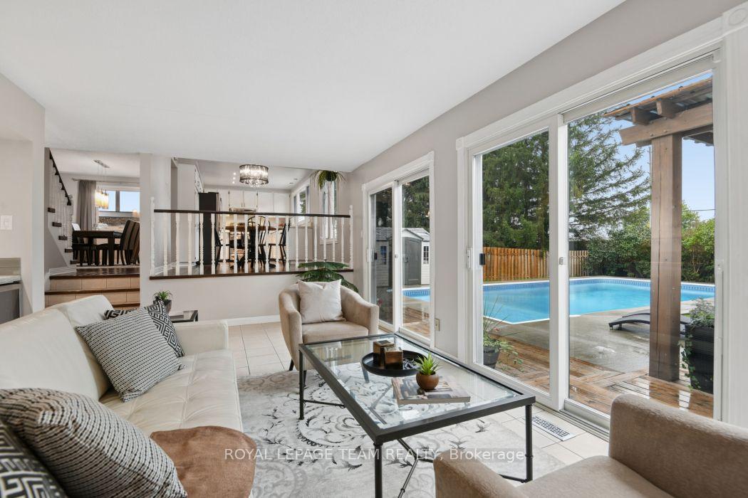Photo 30 of 31 Elke Drive, Ottawa, Barrhaven - Knollsbrook — HOMEH