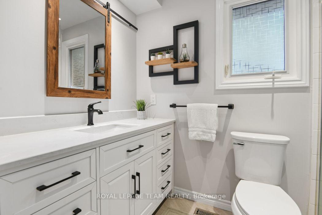 Photo 34 of 31 Elke Drive, Ottawa, Barrhaven - Knollsbrook — HOMEH