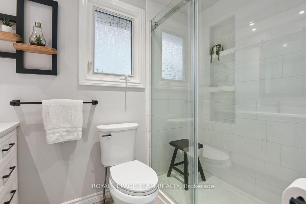Photo 35 of 31 Elke Drive, Ottawa, Barrhaven - Knollsbrook — HOMEH