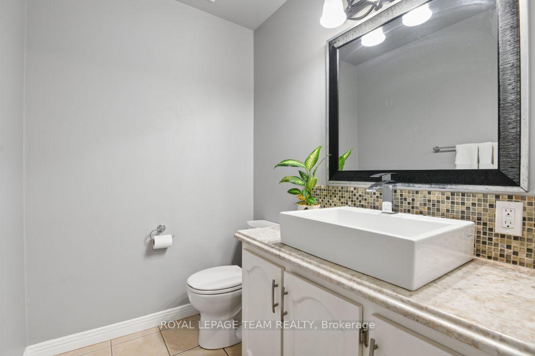 Photo 46 of 31 Elke Drive, Ottawa, Barrhaven - Knollsbrook — HOMEH