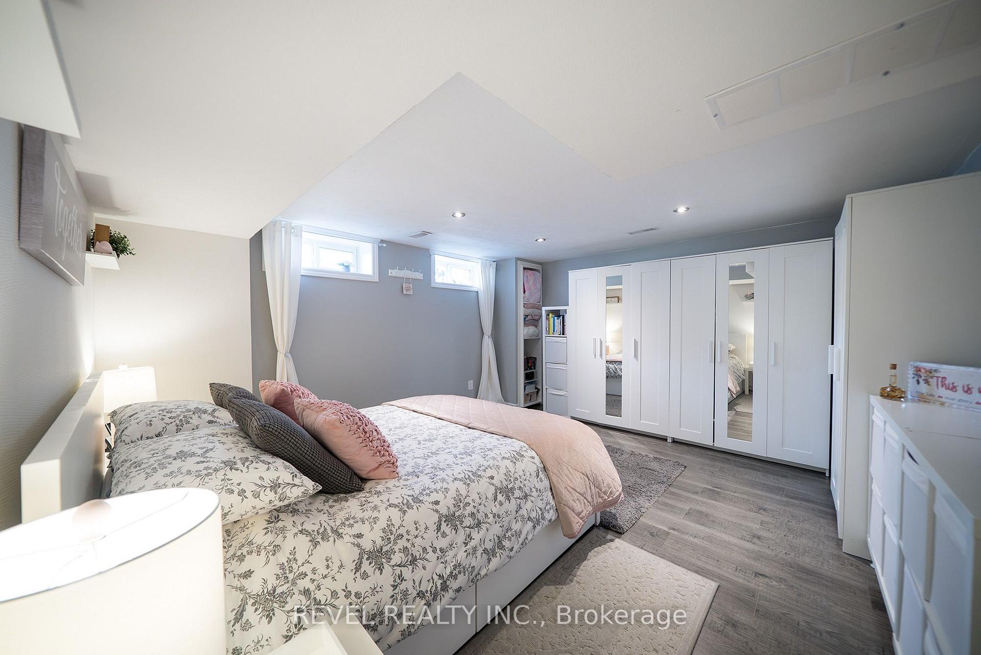 Photo 25 of 70 Berkley Crescent, Norfolk, Simcoe — HOMEH