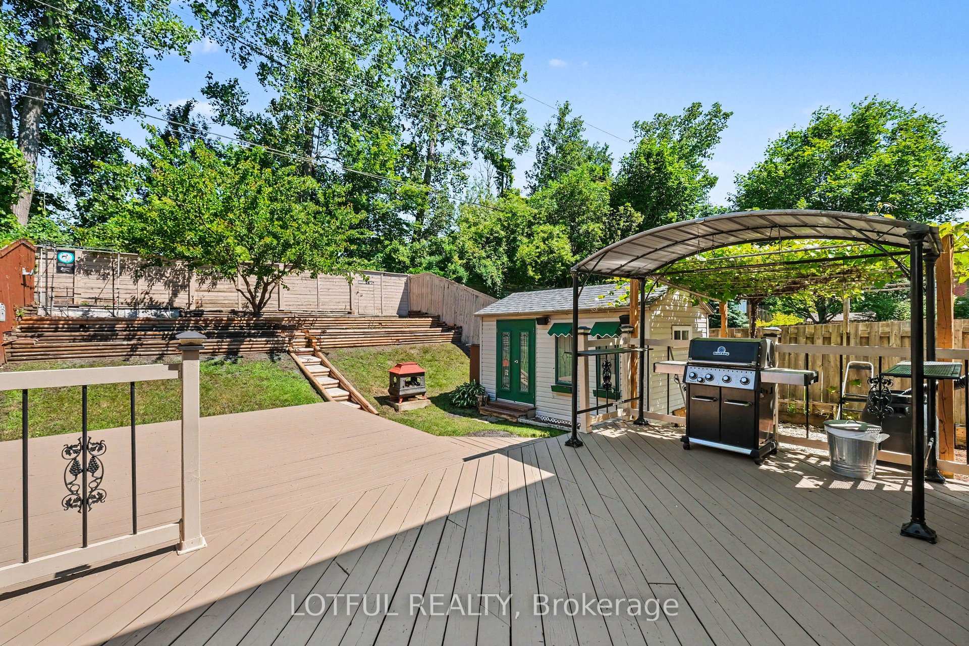Photo 24 of 52 Fair Oaks Crescent, Ottawa, Craig Henry/Woodvale — HOMEH