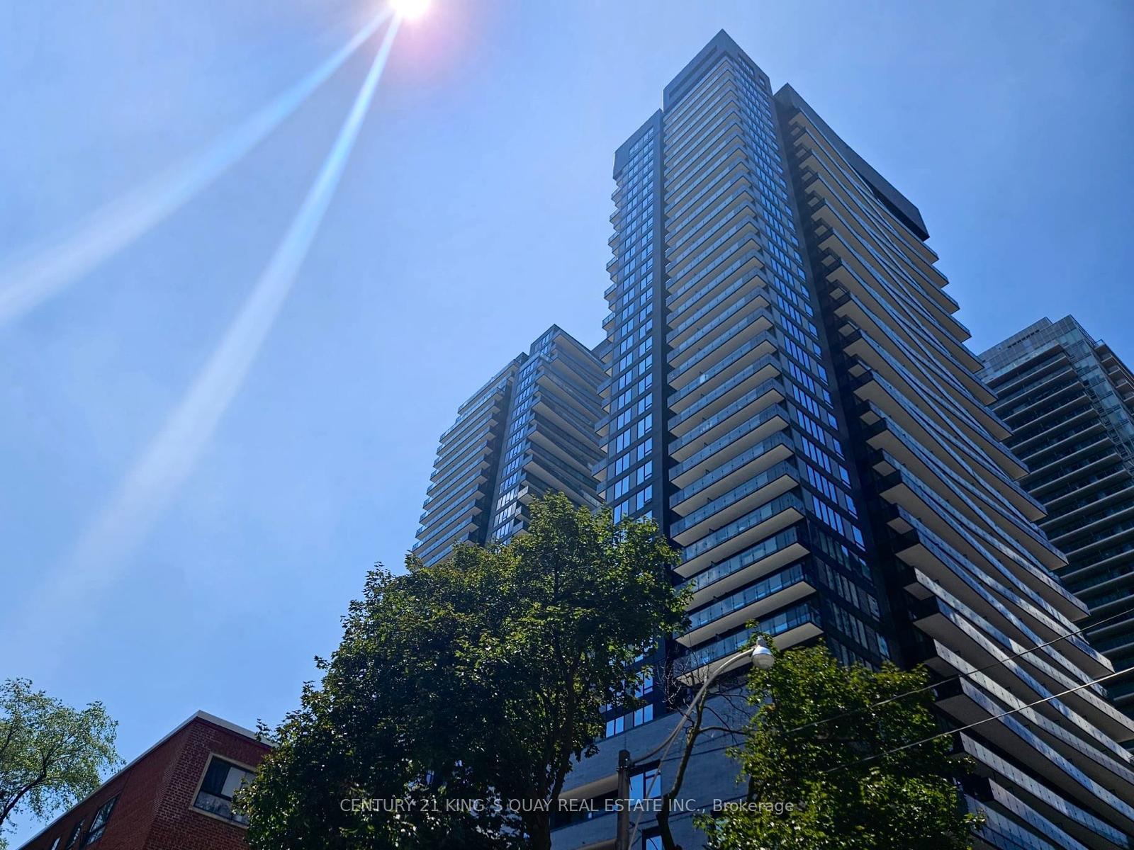 Photo 2 of Unit 518, 117 Broadway Avenue, Toronto, Mount Pleasant West — HOMEH