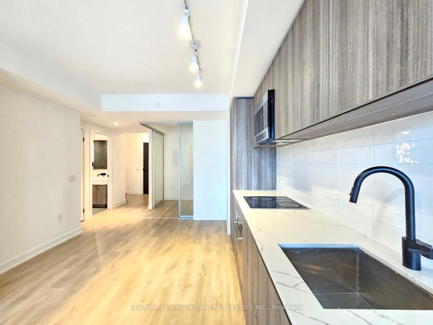 Photo 12 of Unit 518, 117 Broadway Avenue, Toronto, Mount Pleasant West — HOMEH