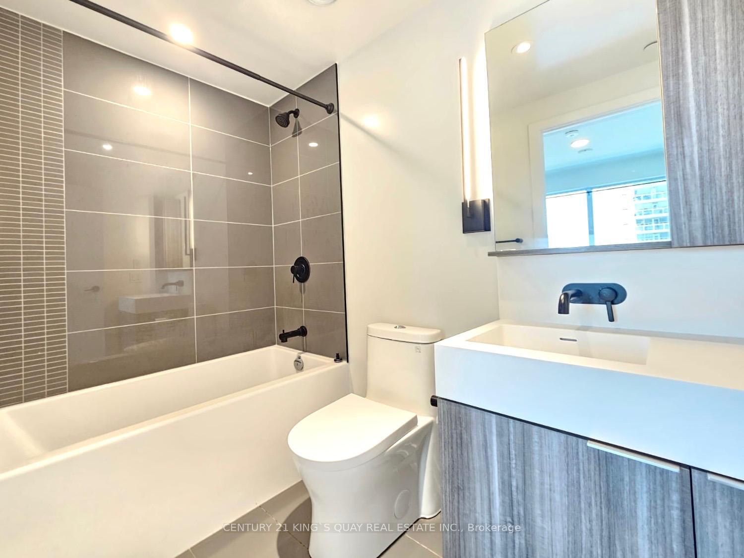 Photo 15 of Unit 518, 117 Broadway Avenue, Toronto, Mount Pleasant West — HOMEH