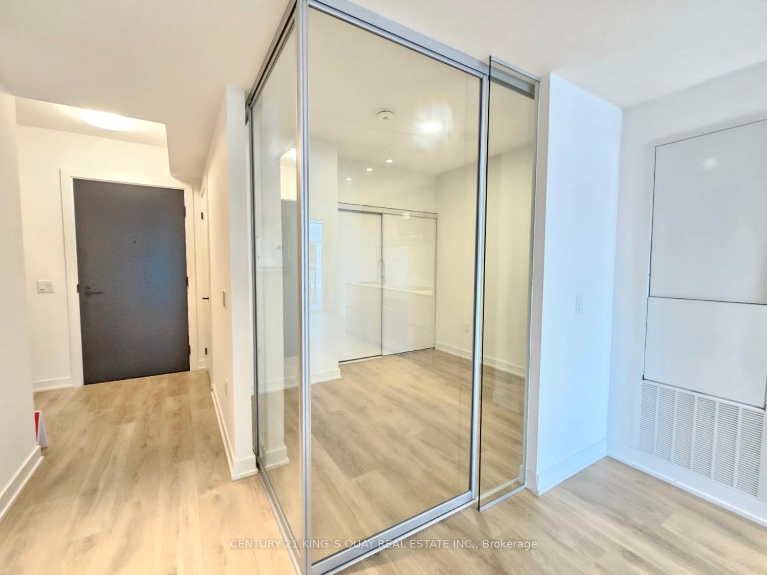 Photo 16 of Unit 518, 117 Broadway Avenue, Toronto, Mount Pleasant West — HOMEH