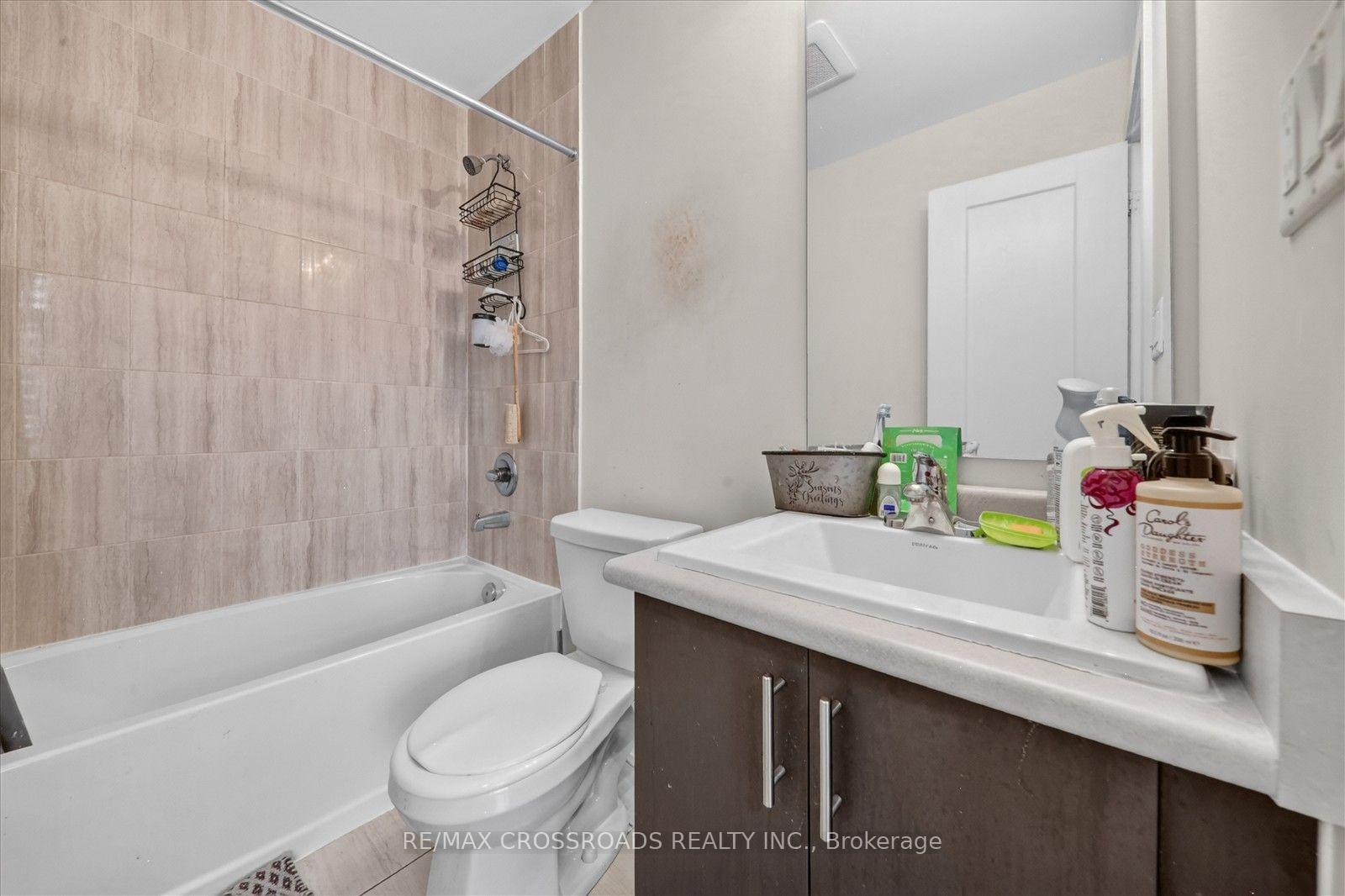 Photo 23 of 202 Webb Street, Markham, Cornell — HOMEH