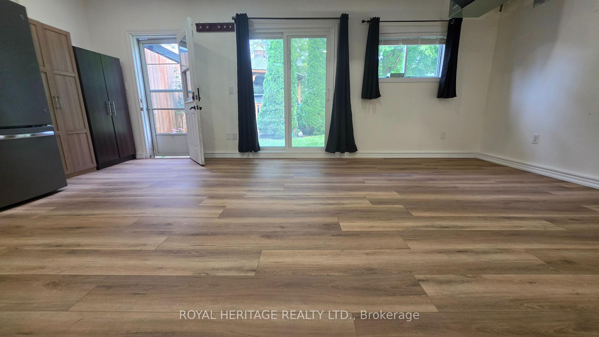 Photo 5 of Unit 2, 9 Metropolitan Crescent, Georgina, Keswick North — HOMEH