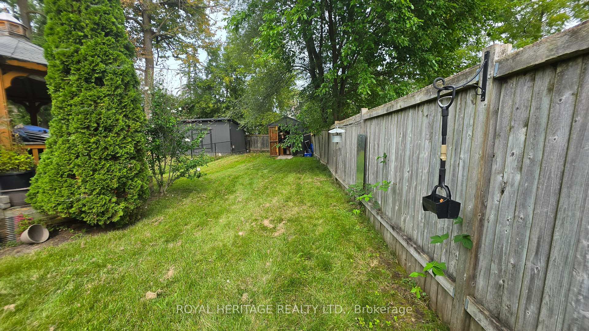 Photo 13 of Unit 2, 9 Metropolitan Crescent, Georgina, Keswick North — HOMEH