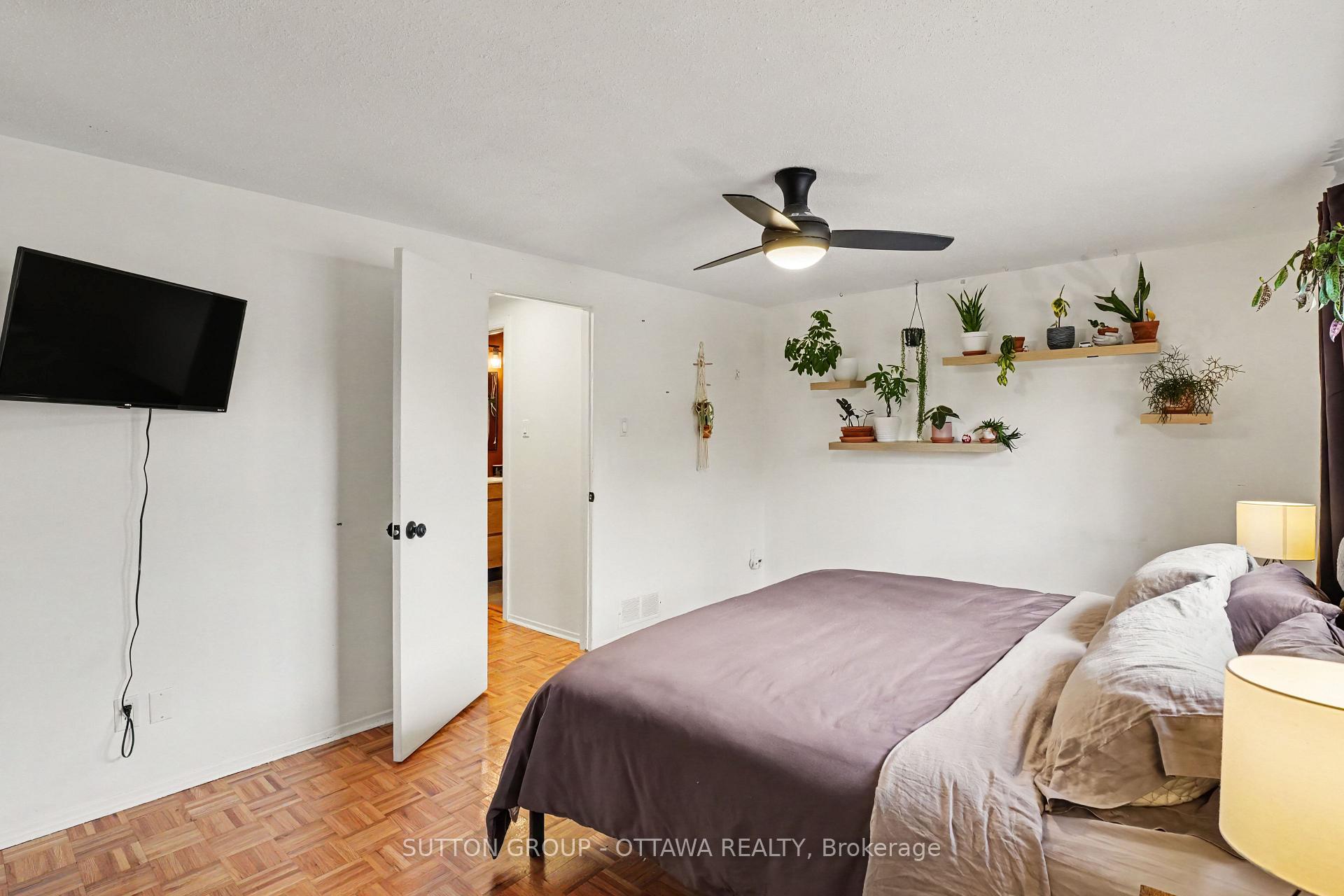 Photo 17 of 1624 Cheevers Crescent, Ottawa, Fallingbrook/Pineridge — HOMEH
